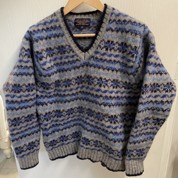 Brooks Brothers Other - VTG Brooks Brothers Wool Knit Faire Isle Snowflake V Neck Pullover Sweater XL
